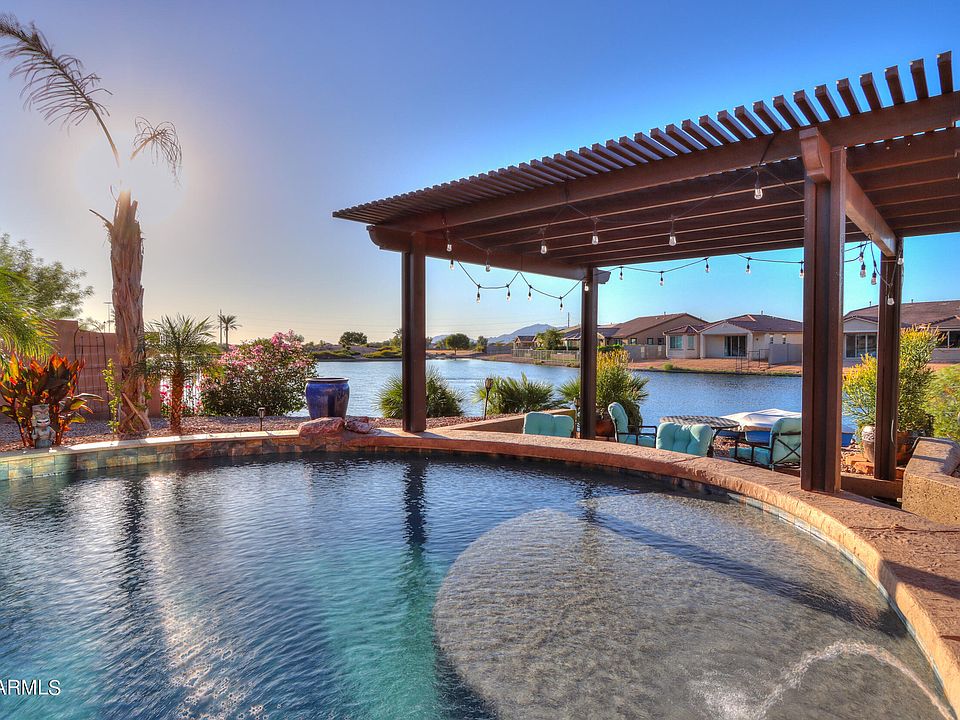 1st image of 40966 W DESERT FAIRWAYS Drive