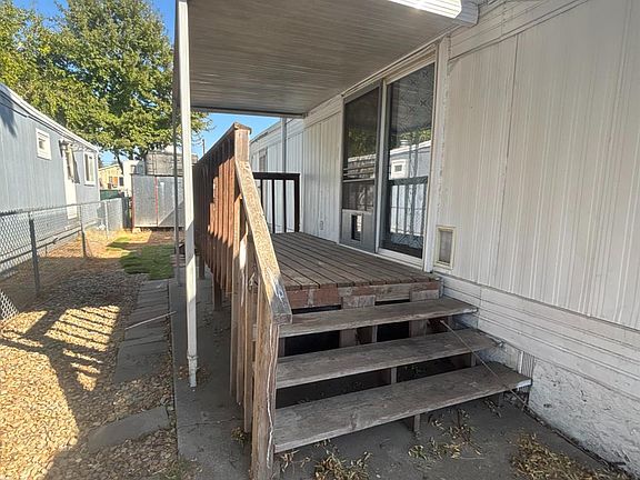 2nd image of 5050 Roseville Rd APT 6-10