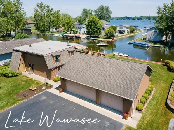 10300 N South Channel Dr, Syracuse, IN 46567