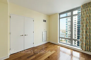 Rented by Manhattan Spaces