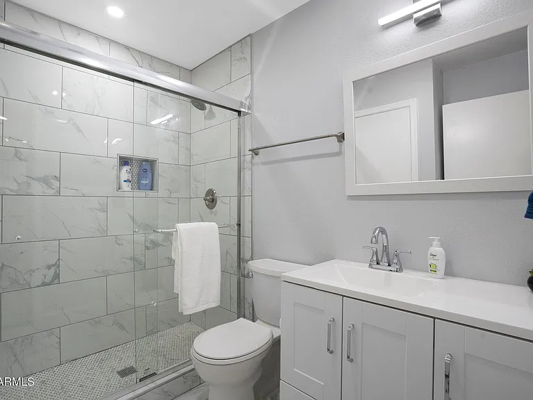 1717 E Union Hills Dr #1060 — Photo 8