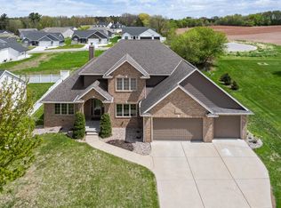 1106 Lake Largo Dr, Green Bay, WI 54311