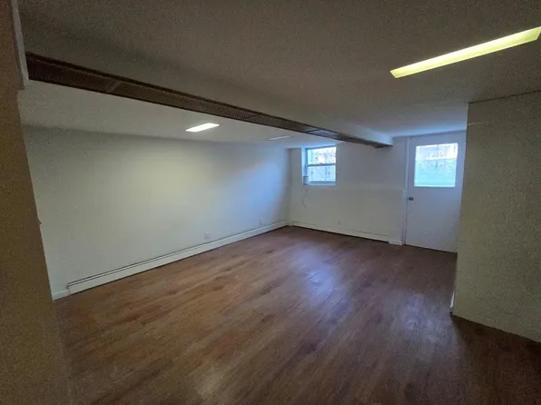 28-29 50th Street image 17 of 24