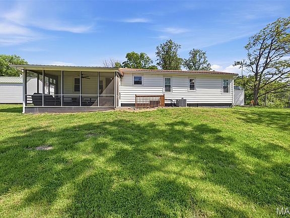 4th image of 1316 Horine Rd
