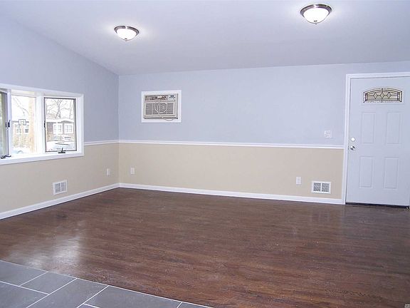 2nd image of 32 Kayron Dr