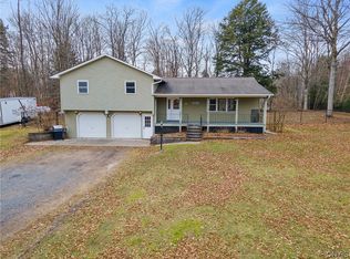 59 Maplewood Rd, West Monroe, NY 13167