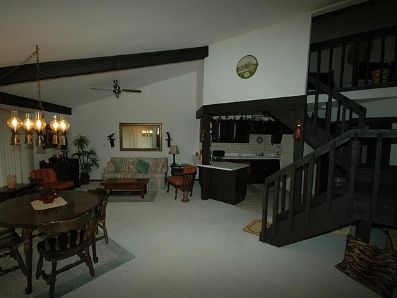 3rd image of 511 Tam O Shanter Dr #2020G
