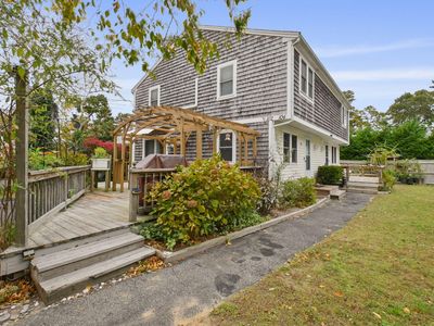 102 Sea Street, Dennis Port, MA, 02639
