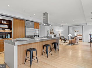 1124 10th St NW APT 5A, Washington, DC 20001