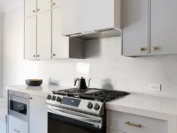 433 West 34th Street image 7 of 10