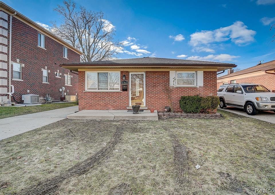 5743 Whitefield St, Dearborn Heights, MI 48127 Zillow