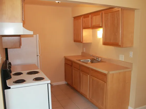 Pleasantview Manor Apartments, 34845 Garfield Rd #1-45202, Fraser, MI 48026