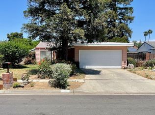 5923 E Robinson Ave, Fresno, CA 93727