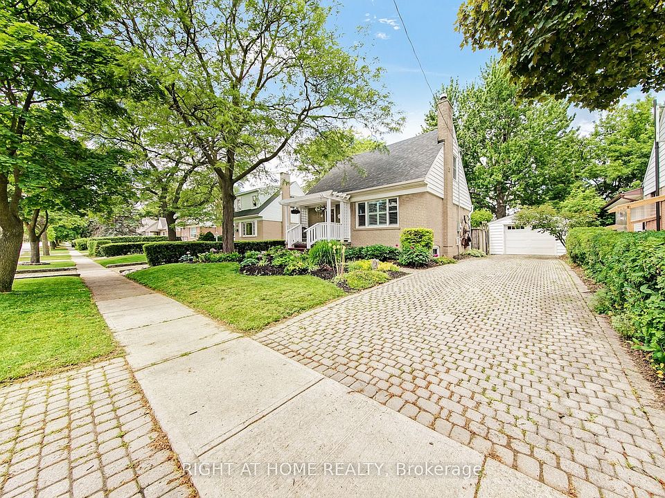 1st image of 74 McCaul St