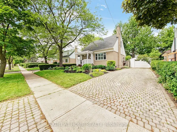 74 McCaul St, Brampton, ON L6V 1J3