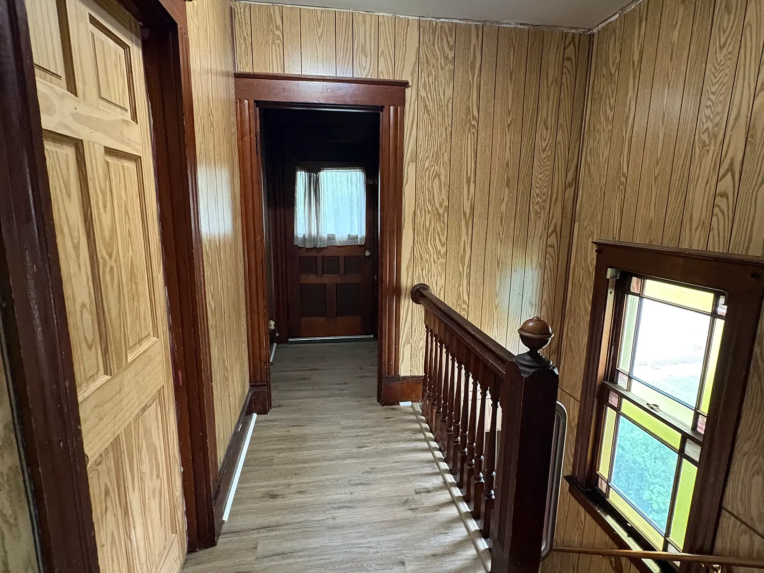 5 bed, 2300 sqft, $2,200 — Photo 2