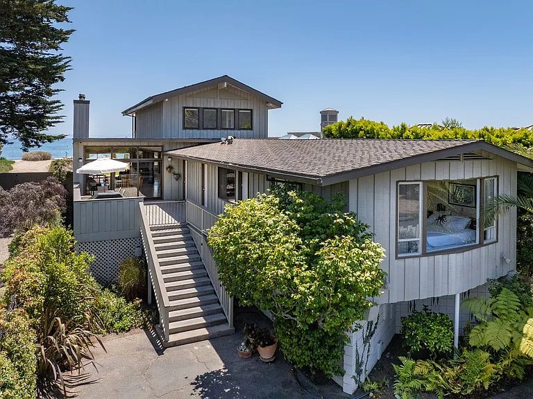 4499 Del Mar Ave — Photo 3