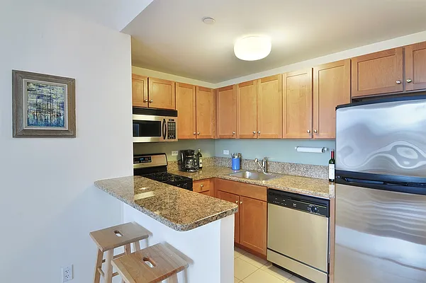 Sold by Corcoran | media 3