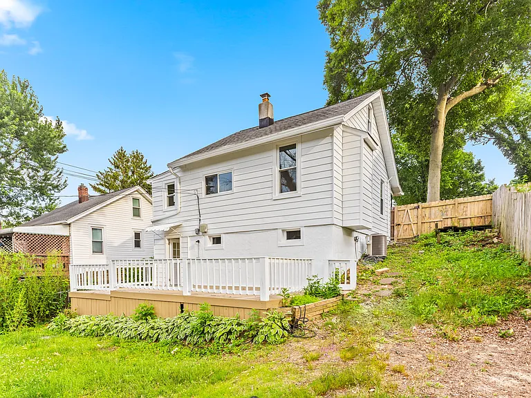 740 Overbrook Rd — Photo 35