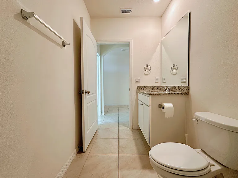 2681 Magnolia Ave — Photo 14