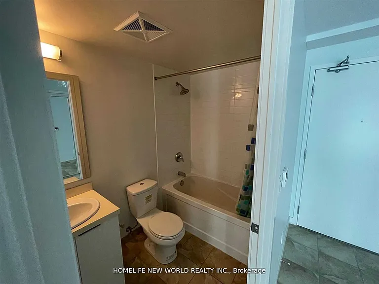 14 York St #601 — Photo 8