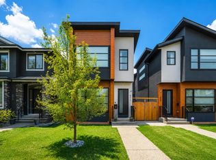 431 N 29th Ave NW, Calgary, AB T2M 2M4