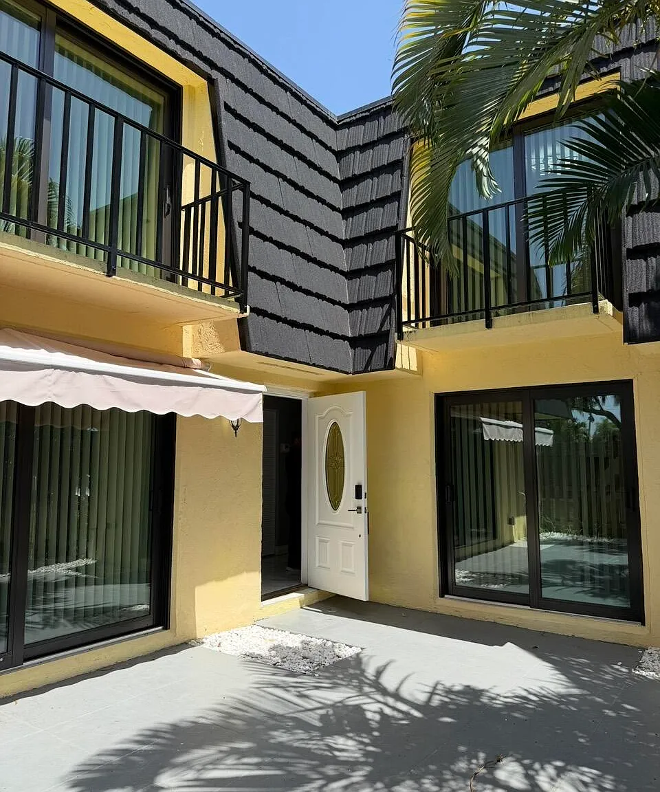 2 bed, 2.0 bath, 1260 sqft, $2,500 — Photo 1