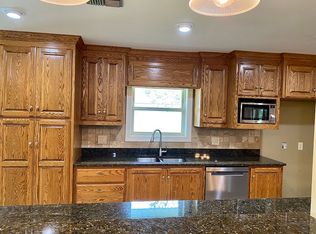 226 Ramblewood Dr, Lafayette, LA 70508