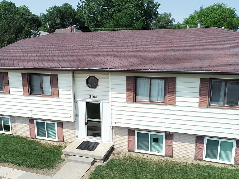 2108 S 45th St #1 — Photo 10