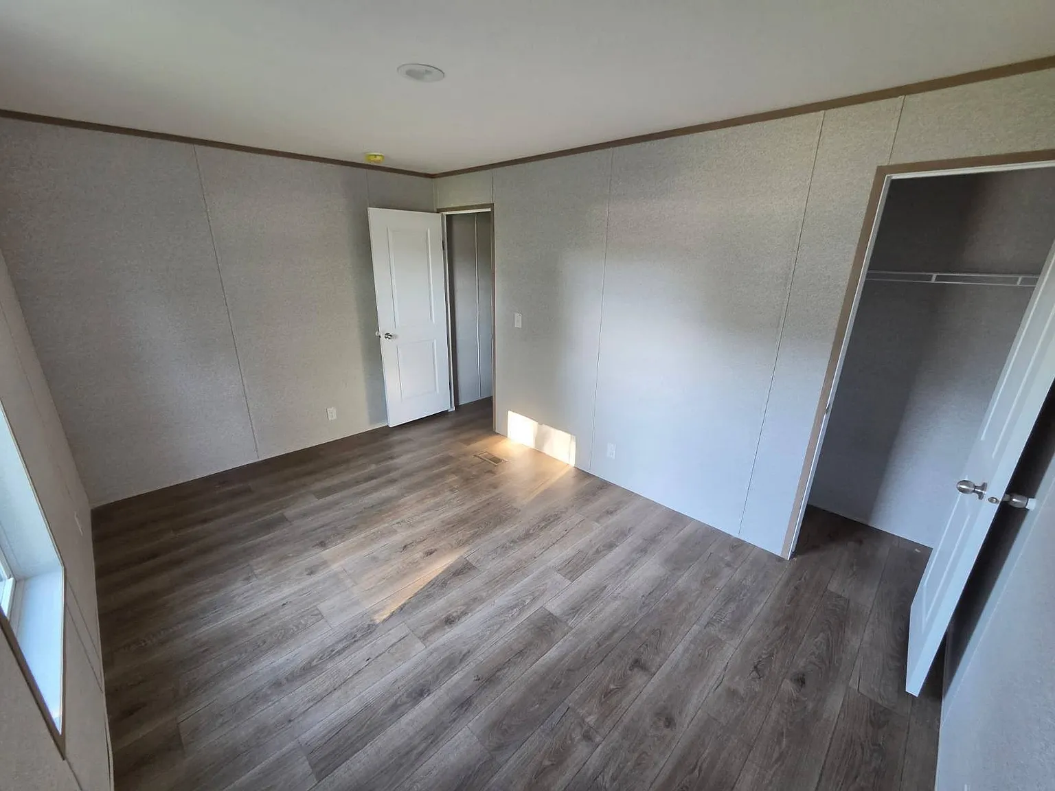 3 bed, 2.0 bath, $1,195 — Photo 3