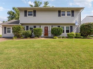 16 Diggs Dr, Hampton, VA 23666