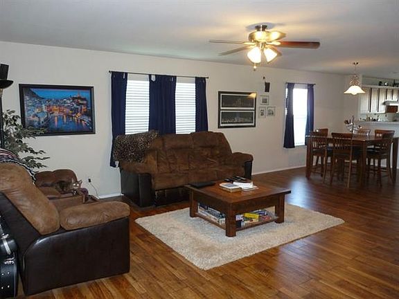 4th image of 12104 Bear Mesa Ct