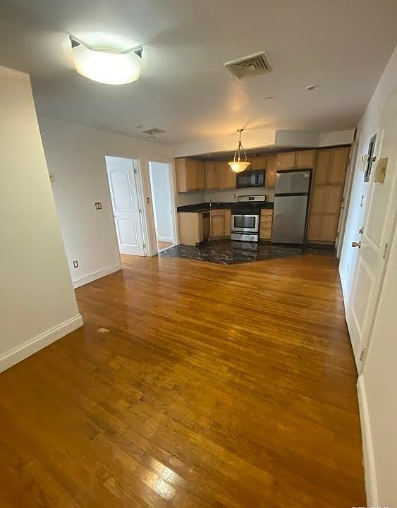 1st image of 104-65 Roosevelt Ave #4F