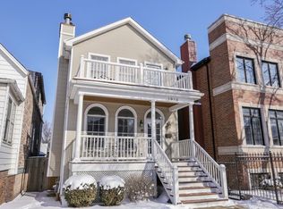 1910 W Barry Ave #1, Chicago, IL 60657