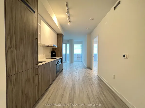 55 Cooper St #7509, Toronto, ON M5E 0G1