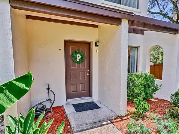 2635 SW 35th Pl APT 807, Gainesville, FL 32608