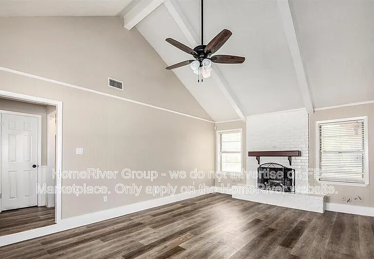 12510 Old River Dr — Photo 2
