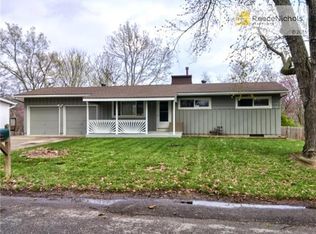6811 NW Berkley St, Kansas City, MO 64152