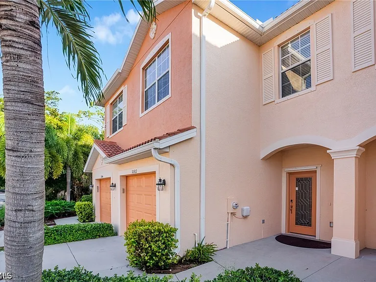 10302 Via Colomba Cir — Photo 17
