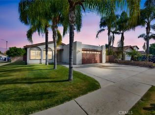 297 W Kirkwall Rd, Azusa, CA 91702