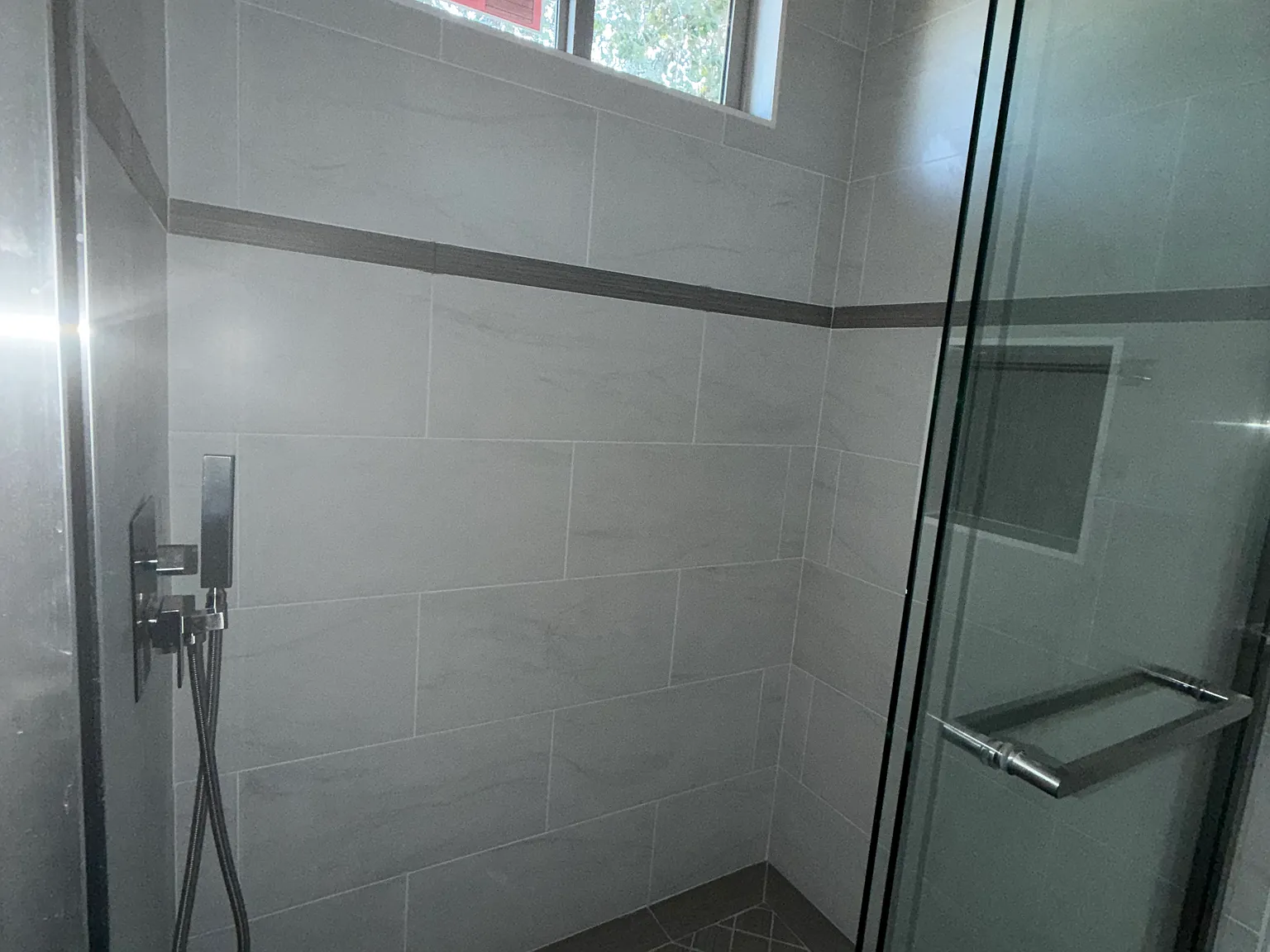 2 bed, 980 sqft, $3,400 — Photo 3