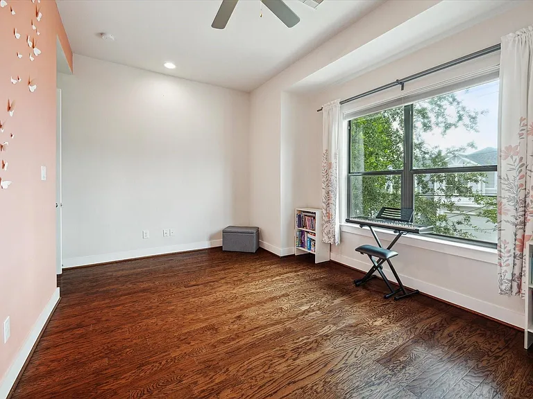4205 Koehler St #A — Photo 17