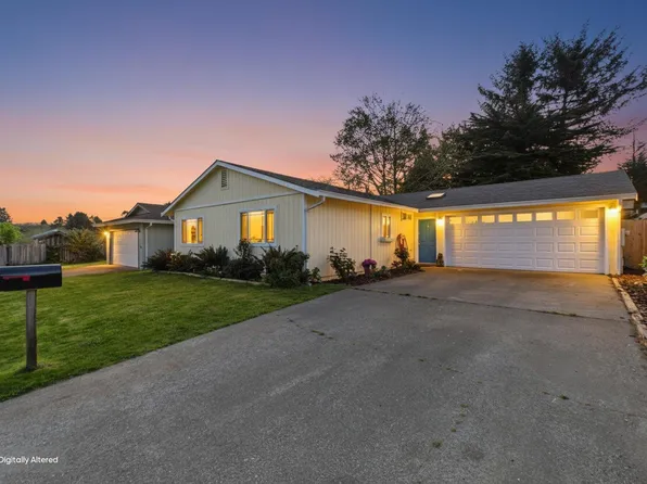 2368 Fischer Ln, Eureka, CA 95503