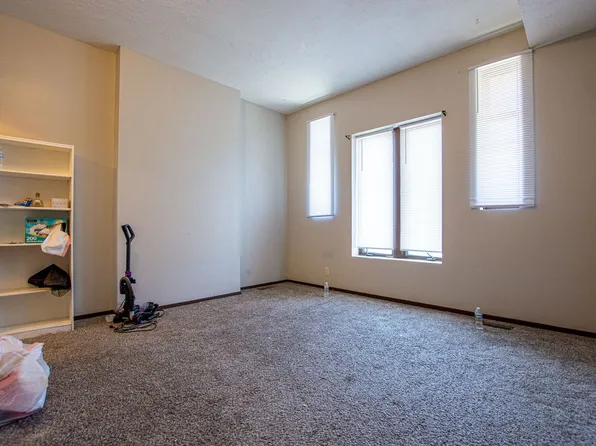 2200 2nd Avenue, 2200 2nd Ave APT 2, Council Bluffs, IA 51501