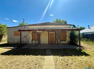 129 Monroe St, Raton, NM 87740
