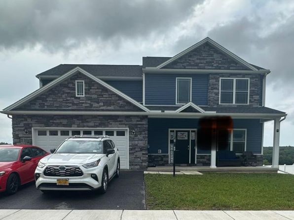 25 Steeple Chase Dr #1