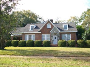 283 N Broad St, Ellaville, GA 31806
