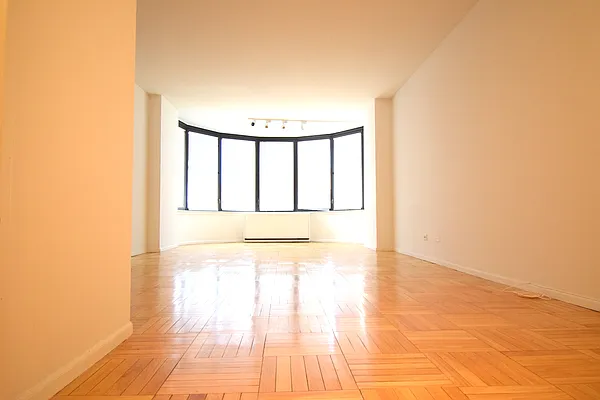 Rented by Oxford Property Group | media 1