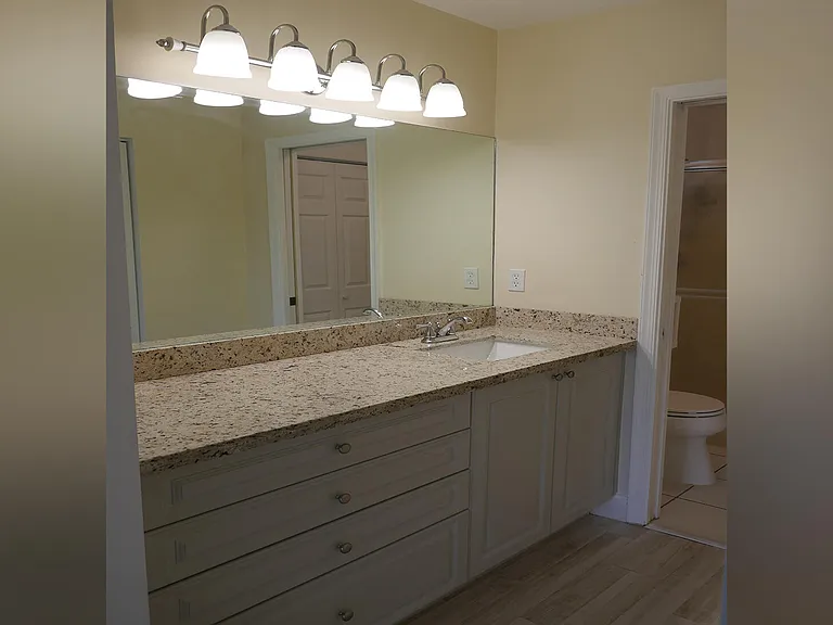 9861 Three Lakes Cir — Photo 8