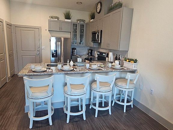 3rd image of 6955 Turtlewood Dr Unit 607